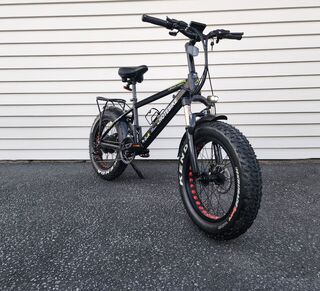 Front view of a quality Electric Bike - Hotebike